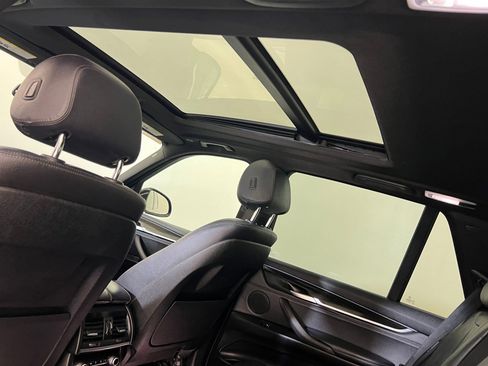 Used 2018 BMW X5 sDrive35i image 32