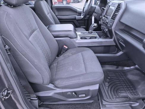 Used 2018 Ford F150 XLT w/ Equipment Group 302A Luxury AWD/4WD image 23