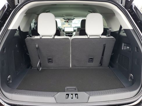 New 2026 Ford Explorer Active w/ Active Comfort Package image 32