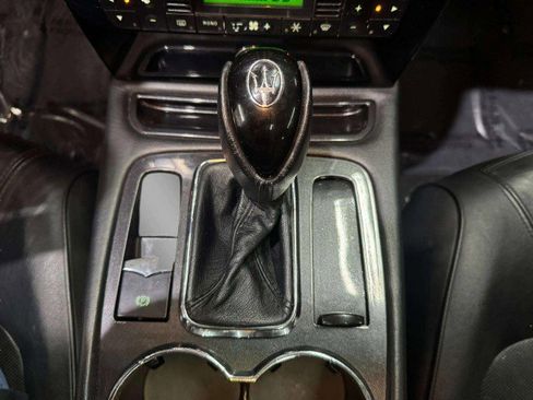 Used 2013 Maserati Quattroporte S image 32