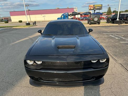 Used 2022 Dodge Challenger GT RWD image 3