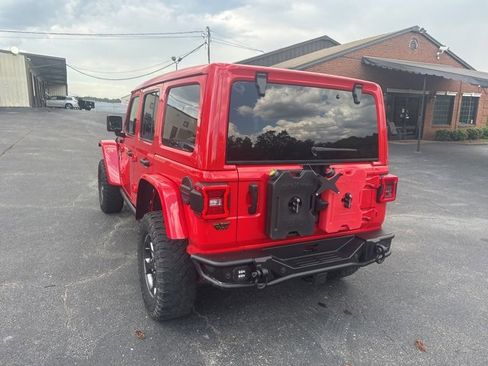 Used 2024 Jeep Wrangler Unlimited Rubicon image 9