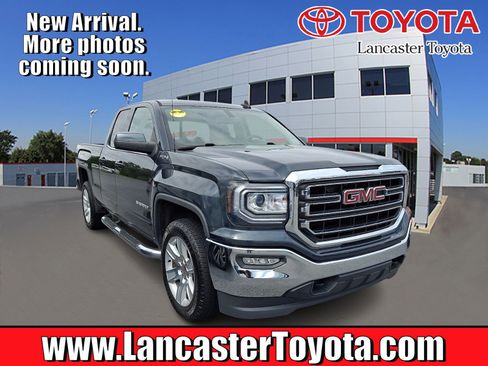 Used 2017 GMC Sierra 1500 SLE w/ SLE Value Package AWD/4WD image 1