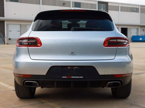 Used 2017 Porsche Macan AWD/4WD image 10