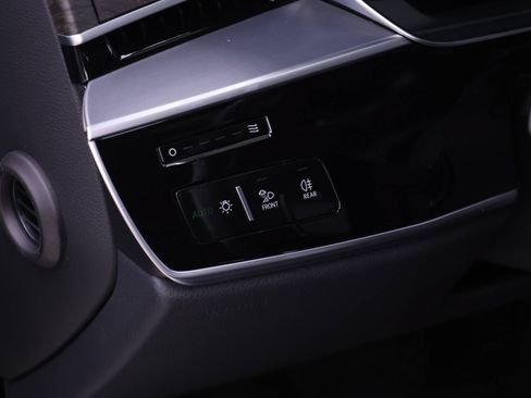 Certified 2023 Audi A8 L 3.0T AWD/4WD image 20