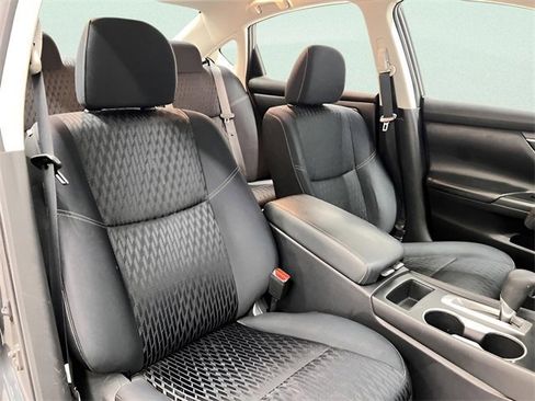 Used 2017 Nissan Altima 2.5 S w/ Power Driver Seat Package image 9