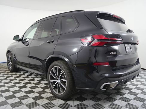 Used 2026 BMW X5 sDrive40i image 5