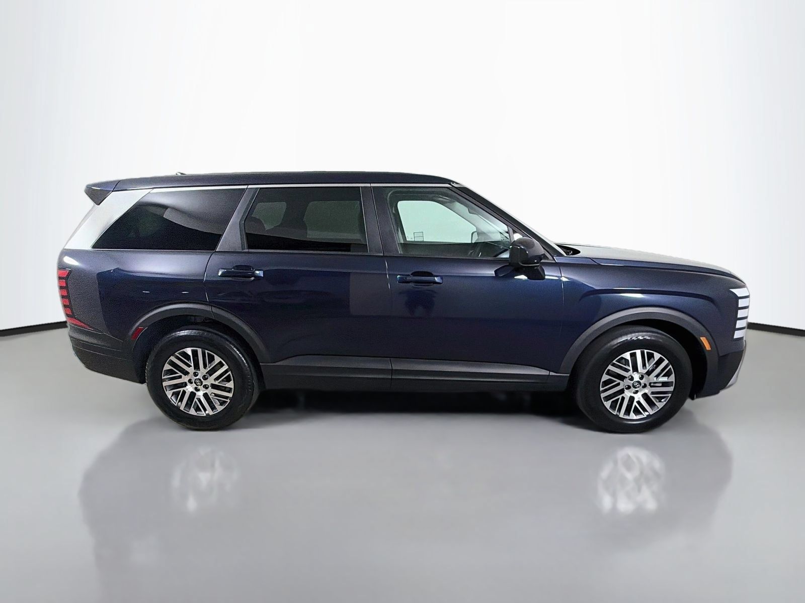 Used 2026 Hyundai Palisade SE FWD image 6