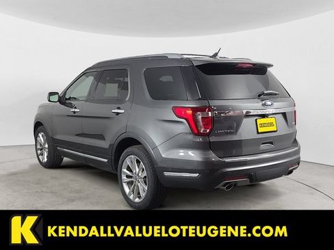 Used 2018 Ford Explorer Limited w/ Equipment Group 301A AWD/4WD image 3