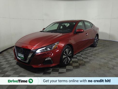 Used 2022 Nissan Altima 2.5 SV w/ SV Premium Package AWD/4WD image 1