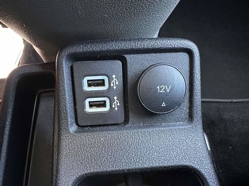 Used 2022 Ford Transit Connect XLT FWD image 26