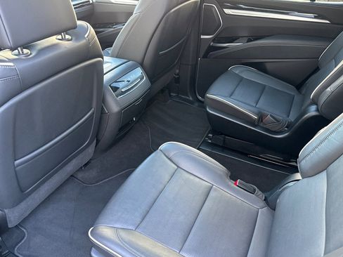 Certified 2025 Cadillac Escalade Sport w/ LPO, ONYX Package AWD/4WD image 13