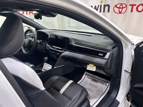 Used 2026 Toyota Camry SE w/ Multimedia Upgrade Package FWD image 10