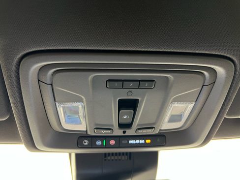 Used 2023 GMC Sierra 1500 SLT w/ SLT Premium Plus Package image 30