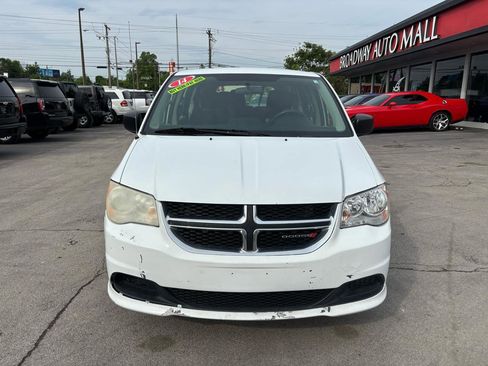 Used 2014 Dodge Grand Caravan American Value Package FWD image 8