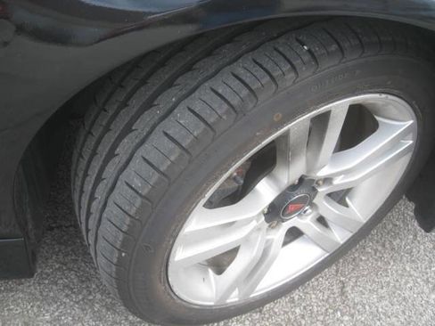 Used 2008 Pontiac G8 Base 4dr Sedan w/ Premium Package image 28