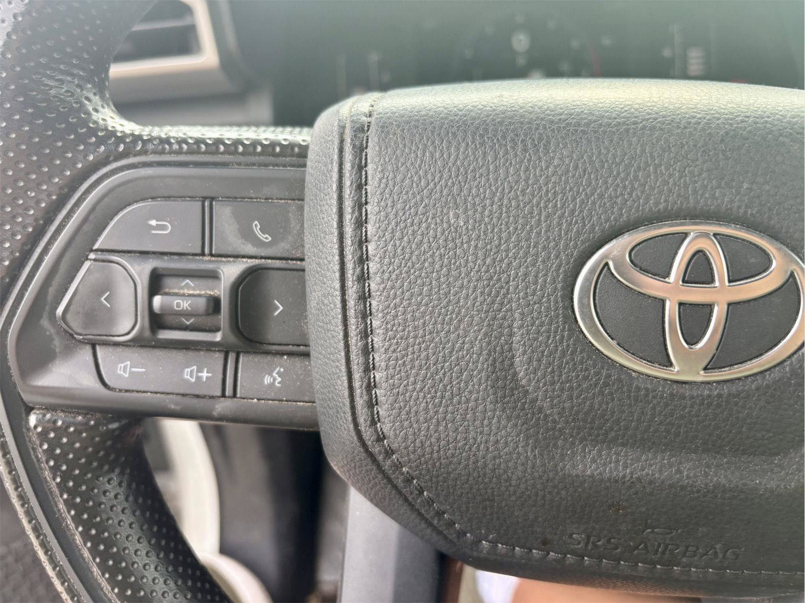 Used 2025 Toyota Tacoma SR RWD image 16