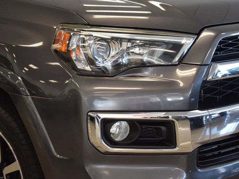 Used 2019 Toyota 4Runner 4WD image 9