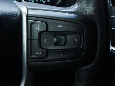 Used 2022 GMC Yukon SLT w/ SLT Luxury Package AWD/4WD image 13