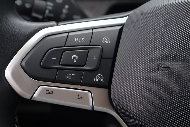 Certified 2025 Volkswagen Tiguan S AWD/4WD image 28
