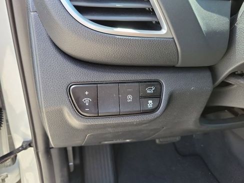 Certified 2025 Kia Seltos EX AWD/4WD image 21