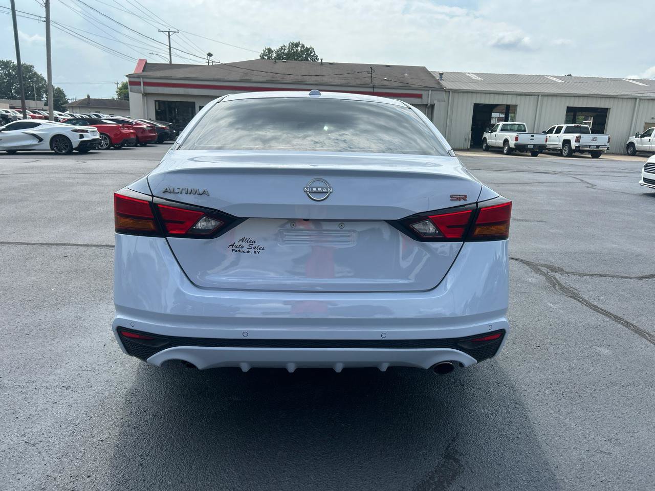 Used 2023 Nissan Altima 2.5 SR FWD image 6