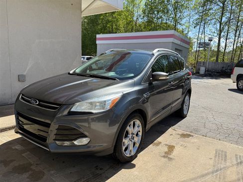 Used 2015 Ford Escape Titanium image 15