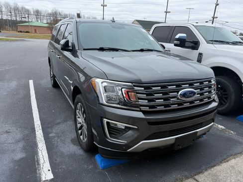 Used 2018 Ford Expedition Max Limited image 3