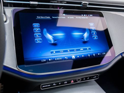 New 2026 Mercedes-Benz E 53 AMG e 4MATIC Sedan image 27