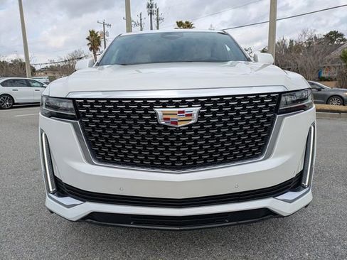 Used 2021 Cadillac Escalade Premium Luxury image 10