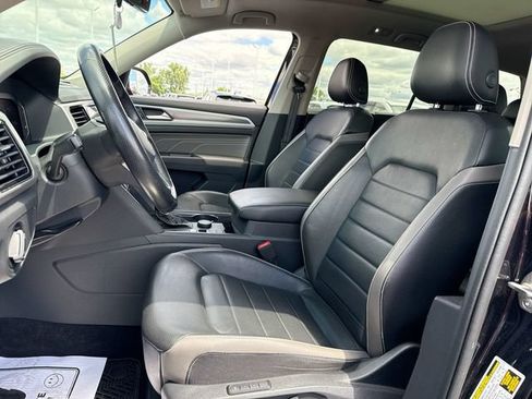 Used 2022 Volkswagen Atlas SEL Premium AWD/4WD image 11