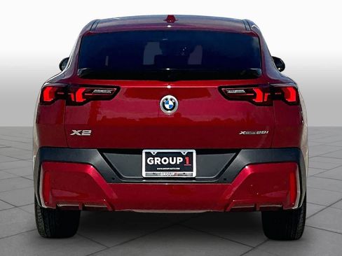 Used 2026 BMW X2 xDrive28i AWD/4WD image 4