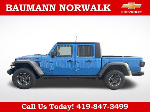 Used 2023 Jeep Gladiator Rubicon w/ Cold Weather Group AWD/4WD image 7