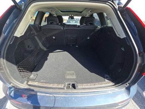 Used 2025 Volvo XC60 B5 Ultra w/ Climate Package image 13