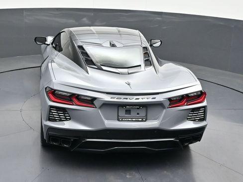 Used 2024 Chevrolet Corvette Stingray Preferred Cpe w/ 2LT RWD image 17