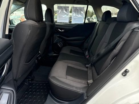 Used 2022 Subaru Outback Premium image 13