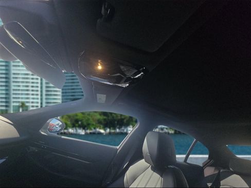 Used 2024 BMW 530i image 18