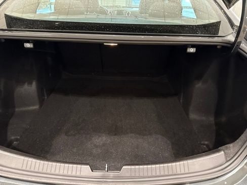 Used 2016 Chevrolet Malibu LT FWD image 16