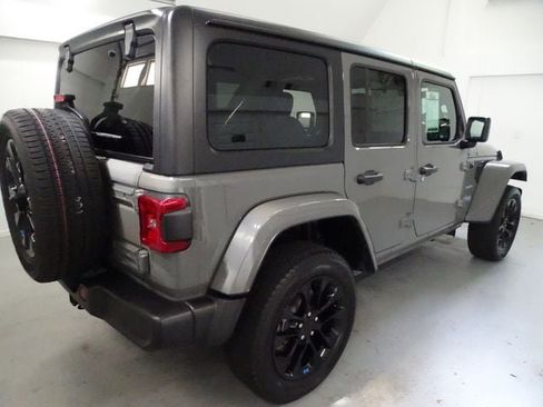 Certified 2023 Jeep Wrangler Unlimited Sahara w/ Cold Weather Group AWD/4WD image 23