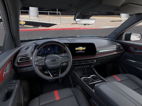 New 2027 Chevrolet Traverse RS w/ LPO, Floor Liner Package FWD image 15