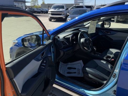 Used 2021 Subaru Crosstrek Hybrid w/ Moonroof Package w/Navigation AWD/4WD image 12