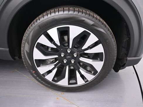 New 2026 Ford Explorer Platinum AWD/4WD image 36