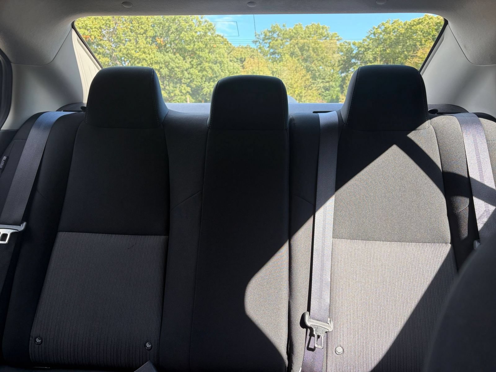 Used 2025 Nissan Sentra SV FWD image 35
