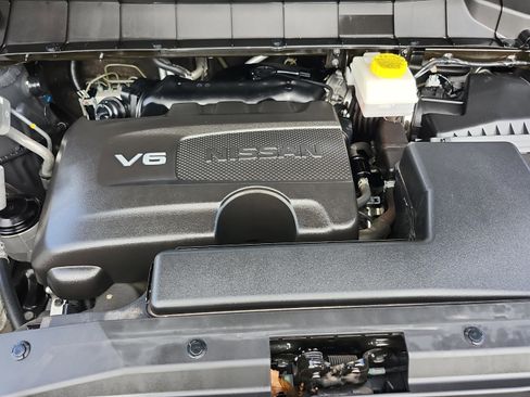 Used 2023 Nissan Pathfinder Platinum image 36