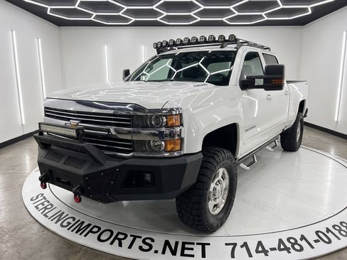 Used 2015 Chevrolet Silverado 2500 LT w/ LT Convenience Package AWD/4WD image 1