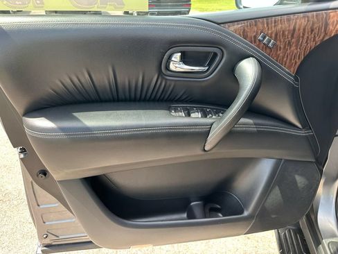 Used 2018 Nissan Armada SL w/ Premium Package RWD image 10