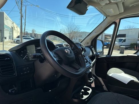 Used 2024 RAM ProMaster 1500 w/ Convenience Group image 28