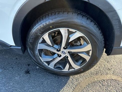 Used 2022 Subaru Outback Touring image 27
