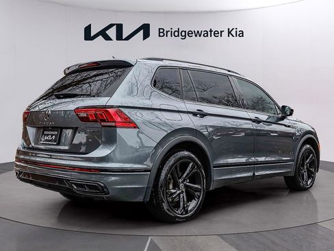 Used 2024 Volkswagen Tiguan SE R-Line image 6