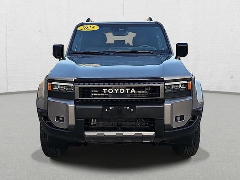Used 2025 Toyota Land Cruiser image 2